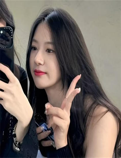 电视剧他是谁在线观看免费完整版_优衣库试衣间视频观看_最新2026天堂视频